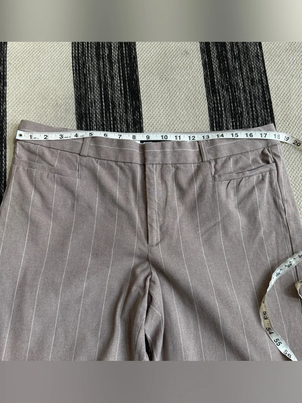 Banana Republic Women's Sloan Cut Taupe Pinstripe Ankle Dress Pants Size 16L